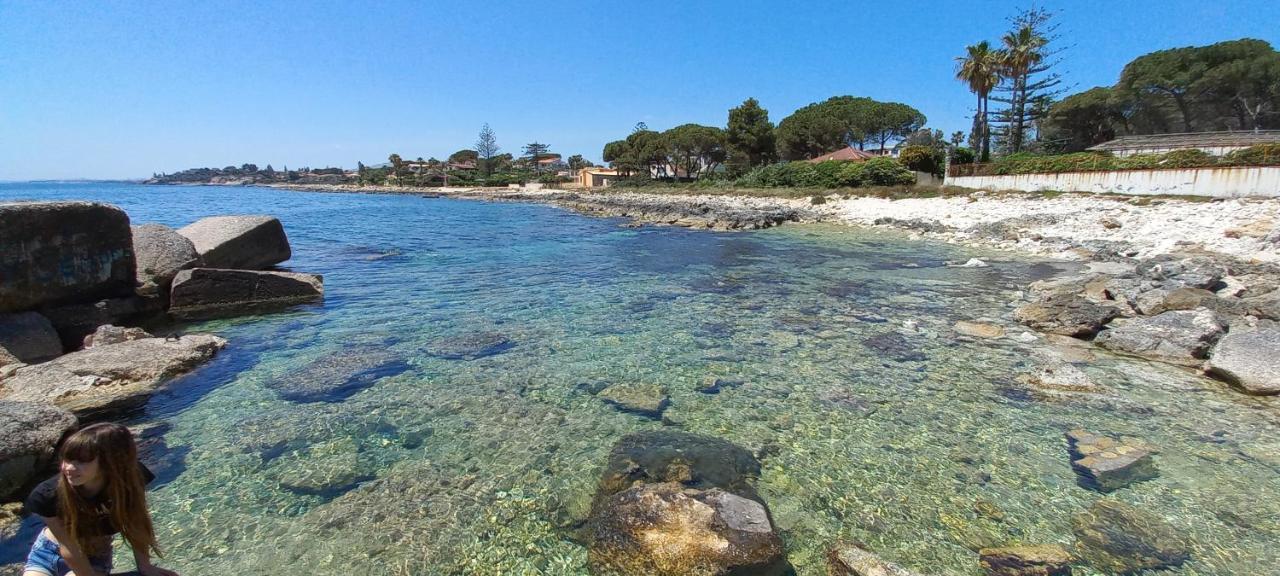 フォンターネ・ビアンケ A Due Passi Dal Mare Con Piscinaヴィラ エクステリア 写真