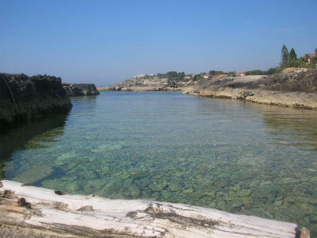 フォンターネ・ビアンケ A Due Passi Dal Mare Con Piscinaヴィラ エクステリア 写真